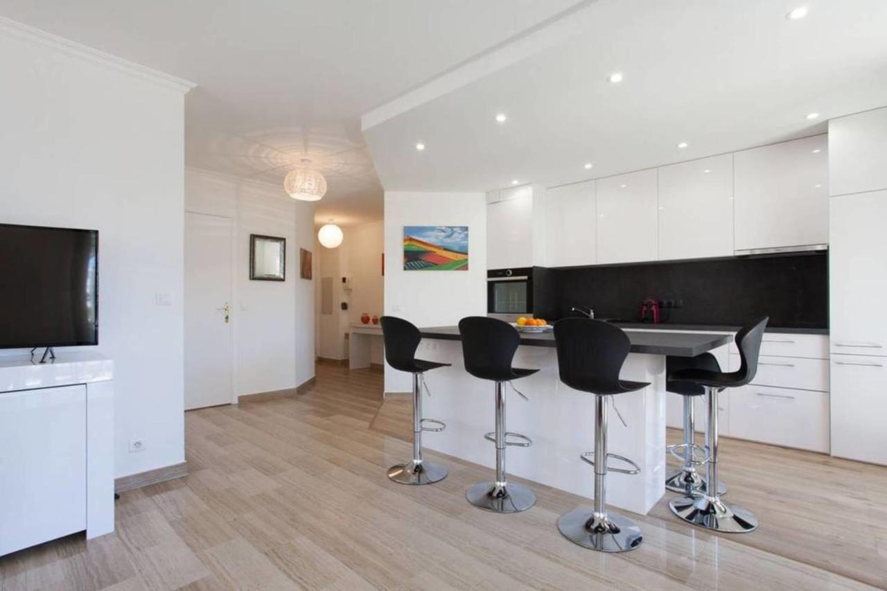 3-Room Apartment With Terrace In Palm Beach Канни Екстер'єр фото